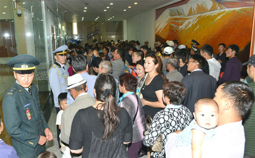 Төрийн түүхийн музейд “Монгол үндэстэн” бэлэг дурсгалын дэлгүүр нээгдлээ